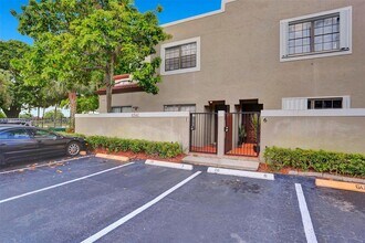 10540 SW 154th Ct in Miami, FL - Building Photo - Building Photo