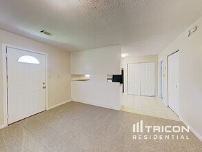 5942 Dan Dr in Ellenwood, GA - Building Photo - Building Photo