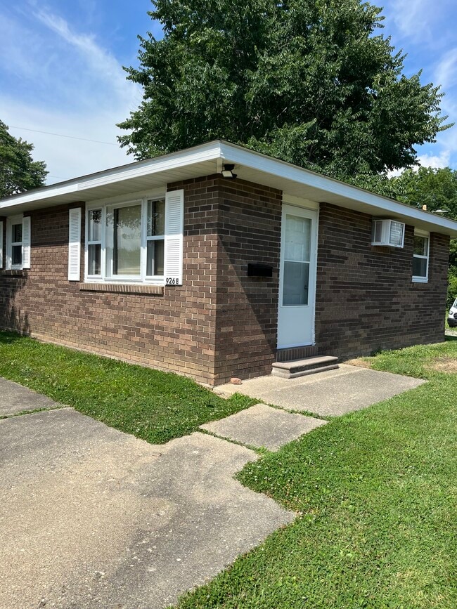 926 N Walnut St, Unit B