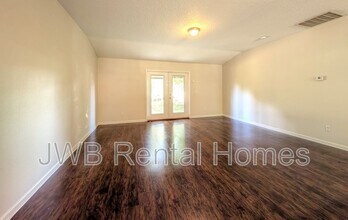 925 Killarney Ave in Jacksonville, FL - Building Photo - Building Photo