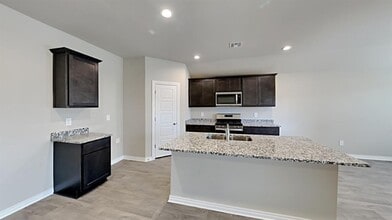 4304 Colt Dr in Mustang, OK - Building Photo - Building Photo