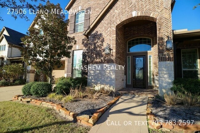 27506 Llano Meadows Ln