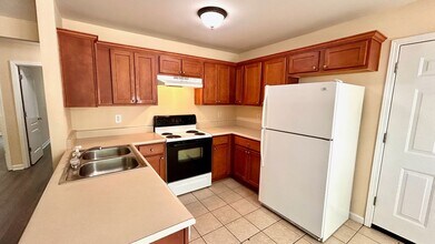 20-22 Brookstone Dr NW in Rome, GA - Foto de edificio - Building Photo