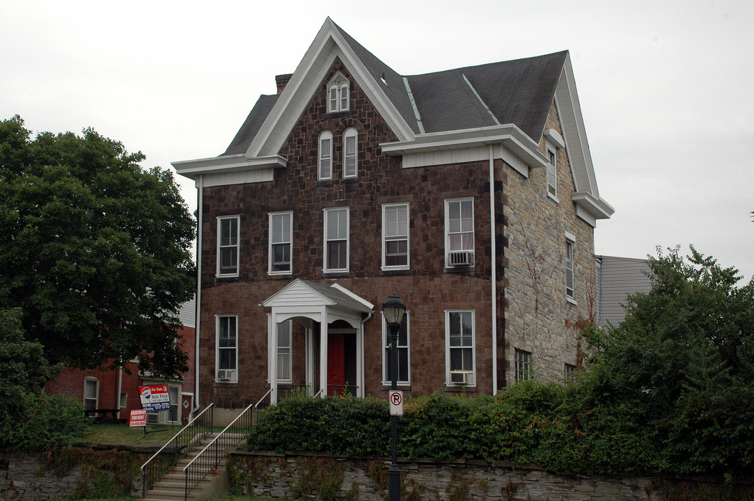 310 Penn Ave in West Reading, PA - Building Photo