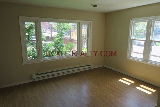 368 Alexander St in Rochester, NY - Building Photo - Building Photo