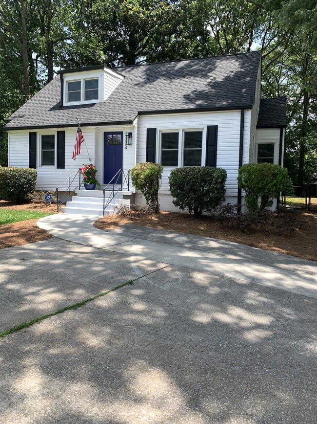 2328 Johnson Ferry Rd NE in Atlanta, GA - Building Photo - Building Photo