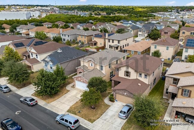 7414 Bluebonnet Bay in San Antonio, TX - Building Photo - Building Photo