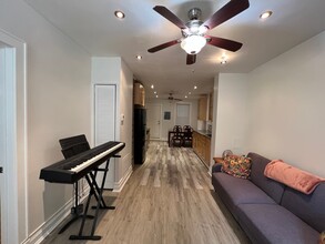 2351 S Whipple St in Chicago, IL - Building Photo - Interior Photo