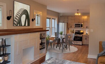 2228 Kenmore in Chicago, IL - Building Photo - Building Photo