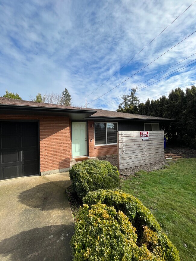 1502 NE 205th Ave Rentals in Fairview, OR