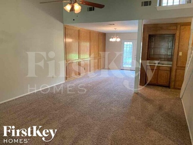 15310 Meadow Village Dr in Houston, TX - Building Photo - Building Photo