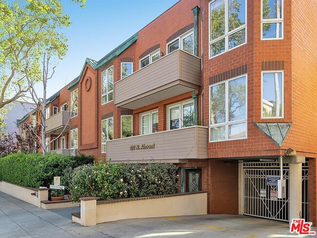 property at 121 N Almont Dr