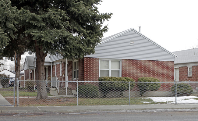 464-474 E Lambourne Ave in Salt Lake City, UT - Building Photo - Building Photo