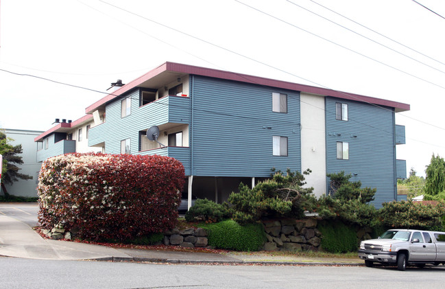 Greenwood Arms Condominiums in Seattle, WA - Building Photo - Building Photo