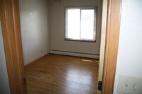 812 15th St W photo'