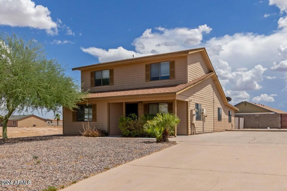 10133 W Century Dr in Arizona City, AZ - Building Photo