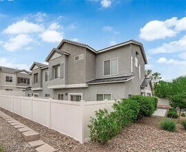 2205 Ozzy Ave in Henderson, NV - Building Photo - Building Photo