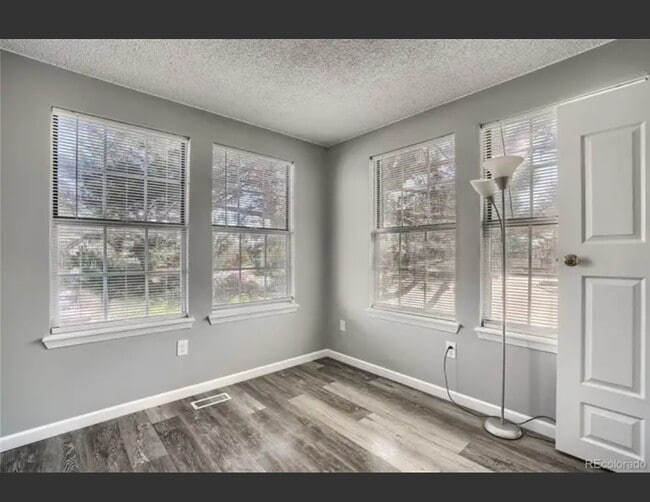 17198 E Whitaker Dr, Unit F in Aurora, CO - Building Photo - Building Photo
