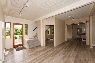 1412 River Rd in Selkirk, NY - Building Photo - Building Photo