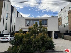 1333 N Fuller Ave in Los Angeles, CA - Building Photo - Building Photo