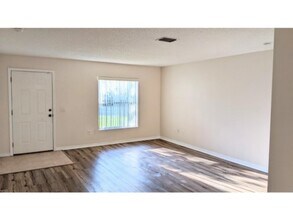 13 Breeze Hill Ln in Palm Coast, FL - Building Photo - Building Photo