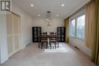 28 Esther Lorrie Dr in Toronto, ON - Building Photo - Building Photo