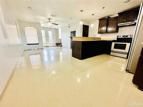1204 W Fig Ave in Pharr, TX - Building Photo - Building Photo