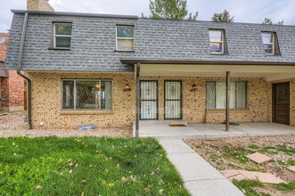 6459 W Portland Ave in Littleton, CO - Building Photo - Building Photo
