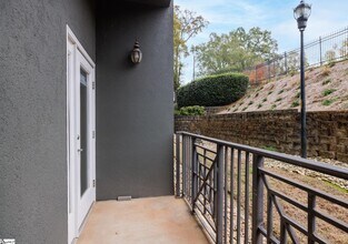 1001 S Church St in Greenville, SC - Building Photo - Building Photo