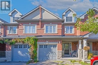 58 Carrier Crescent in Vaughan, ON - Building Photo - Building Photo