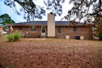 321 Concourse Dr in Columbia, SC - Building Photo - Building Photo