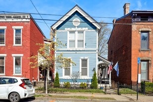 340 W 9th St in Covington, KY - Building Photo