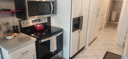 3825 Mariana Way in Santa Barbara, CA - Building Photo - Building Photo