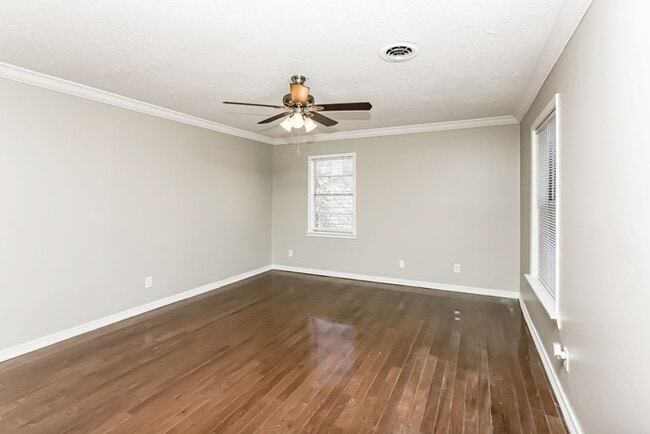 545 Bellevue St in Clinton, MS - Building Photo - Building Photo