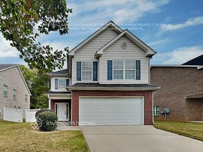 209 Addy Ln in Stockbridge, GA - Foto de edificio - Building Photo