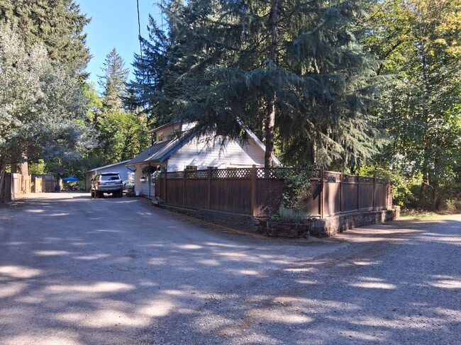 28384 SE Broadleaf Rd