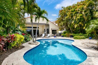 6700 Fox Hollow Dr in West Palm Beach, FL - Building Photo - Building Photo