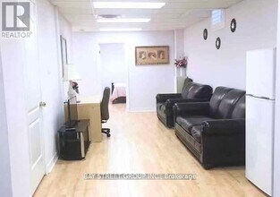 55 Fortune Crescent in Richmond Hill, ON - Building Photo - Building Photo