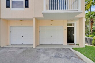 155 Galicia Way in Jupiter, FL - Building Photo - Building Photo