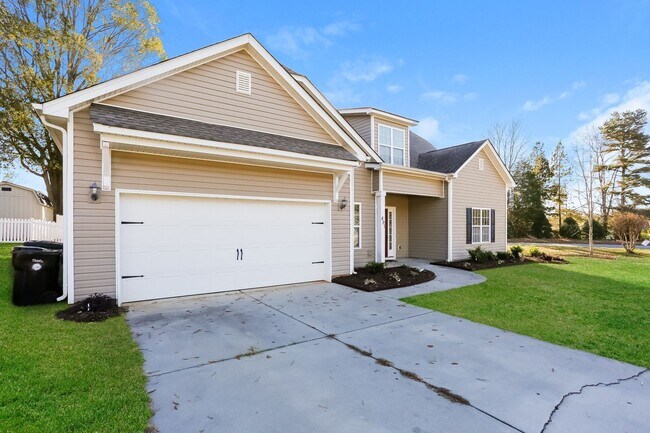 491 Will-Etta Pl NW in Concord, NC - Building Photo - Building Photo