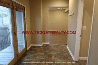 77 Alexander St in Rochester, NY - Building Photo - Building Photo