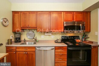 3009 20th Ct S in Arlington, VA - Building Photo - Building Photo