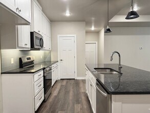6625 Bent Wood Villas Dr in Oklahoma City, OK - Building Photo - Building Photo