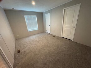 2409 Pajot Rd in Kawkawlin, MI - Building Photo - Building Photo