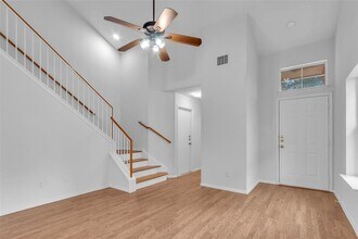 1012 Traci Michelle Dr in Pflugerville, TX - Building Photo - Building Photo