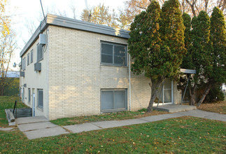 Westview Apartments in St. Paul, MN - Building Photo - Building Photo