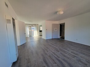 3708 Corinth Ave, Unit Corinth in Los Angeles, CA - Building Photo - Building Photo