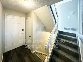 2058 Palm Dr in Colorado Springs, CO - Building Photo - Building Photo