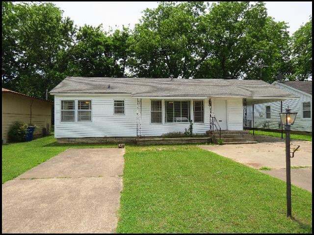 property at 5212 Lynch Dr