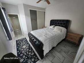 161 Aldeburgh Cir, Unit In law in Sacramento, CA - Foto de edificio - Building Photo